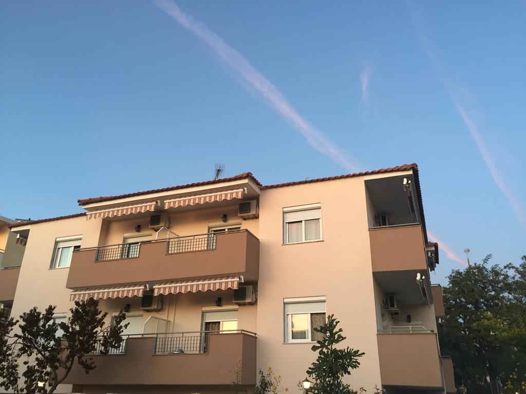Sunny Beach Apartments Potos Buitenkant foto